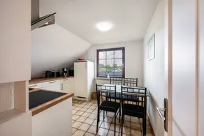 Apartamento vacacional con jardín, barbacoa y terraza - Image 5