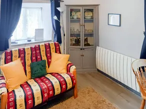 Children-friendly charming cottage | River view - Image 3