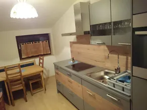 Holiday apartment with pool & garden - Image 5