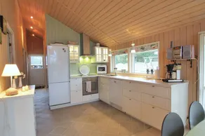 Fully equipped beautiful holiday home with garden & terrace - Image 5