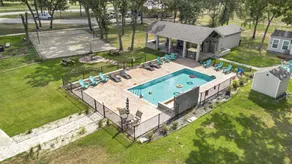 Modern Farmhouse Cargo Home Retreat with Pool & Goats near Houston in Hempstead, Texas - Image 4