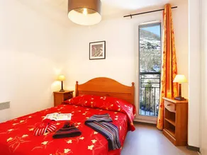 Ski lifts base, fitness, swimming pool, parking, ski locker, 28m², Ax-Les-Thermes - Image 3