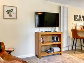 Family-oriented cottage with garden | River view - Image 2