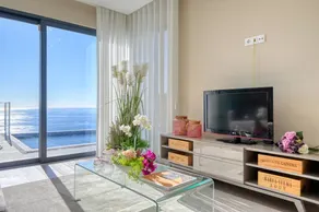Villa conviviale et familiale avec jardin, terrasse et piscine privée | Vue montagne - Image 5