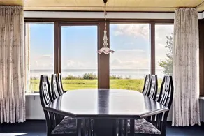 House with terrace, garden & barbeque | Sea view - Image 4