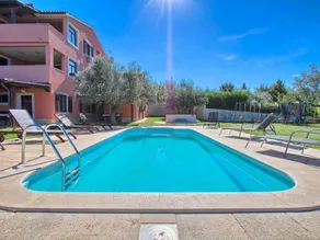 Charming apartment with pool, hot tub & terrace | Dogs allowed - Image 5