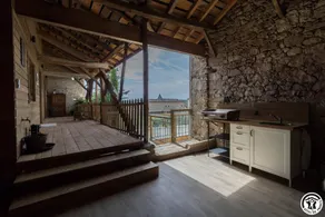Gite with hot tub, garden & terrace - Image 3