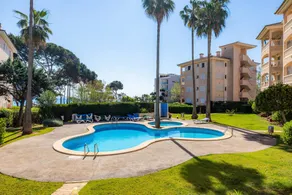 Wonderful flat with garden & pool | Beach nearby - Image 2