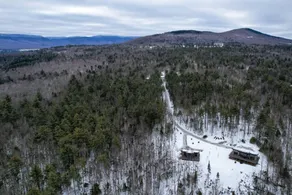 Experience luxury and comfort at the Retreat at Arrowhead in Bethlehem, NH - Image 4