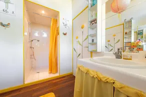 Child-friendly nice dedicated room with garden & terrace | Garden view | Pets allowed - Image 5