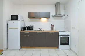 Apartment “Laïta – Stay in Quimperlé” with Private Terrace, Garden, and Wi-Fi - Image 5