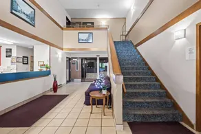 Holiday apartment with pool - Image 4