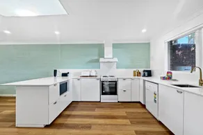 Fully equipped holiday apartment with garden | Beach nearby - Image 5