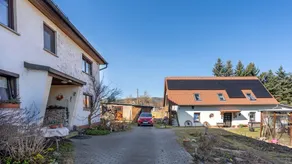 Family-friendly apartment with terrace, BBQ & garden | Panoramic view | Pets allowed - Image 2