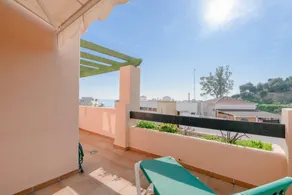 Air-Conditioned Apartment On the Beach with Pool, Terrace & Wi-Fi - Image 4