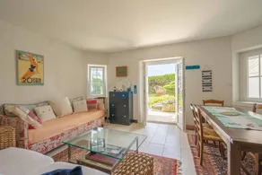 Agréable appartement adapté aux familles avec terrasse, jardin et barbecue | Vue plage | À côté de la plage | Parfait pour le travail à distance | Avec animaux admis - Image 3
