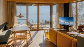 Flat with garden, terrace & sauna | Lake view - Image 5