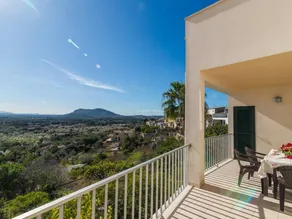Children-friendly spacious villa with garden, barbeque & terrace - Image 4