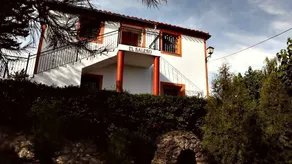 Holiday home with barbeque, pool & garden - Image 3