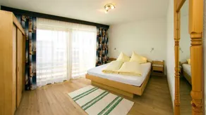 Ferienwohnung mit Garten, Grill und Sauna | Bergblick - Image 4