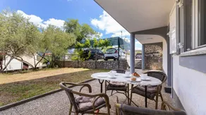 Pleasant apartment with terrace, barbeque & garden - Image 4