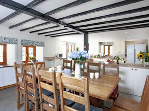 Child-friendly beautiful cottage with garden, private pool & BBQ | River view | Pet-friendly - Image 5