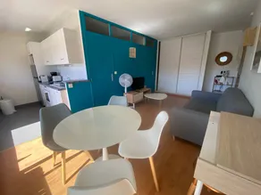 Fully equipped charming holiday apartment | Next to the beach - Image 2