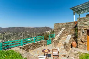 Holiday home with terrace & garden | Mountain view - Image 2