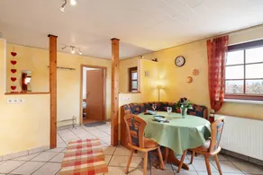 Flat with garden, terrace & barbecue | Garden view - Image 3