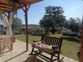 Familienorientiertes wunderschönes Ferienhaus mit Terrasse, privatem Pool und Whirlpool | Gartenblick | Perfekt für die Arbeit von Zuhause | Hunde erlaubt - Image 2