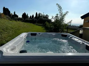 Child-friendly farm with terrace, jacuzzi & barbeque | Garden view - Image 5