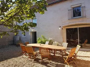 Family-friendly cottage with pool, air conditioning, and Wi-Fi in vineyards - Image 2