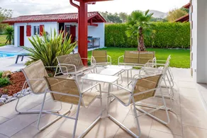 Villa adatta alle famiglie con griglia, terrazza e piscina | Vista sulla montagna | Adatta per il telelavoro - Image 5