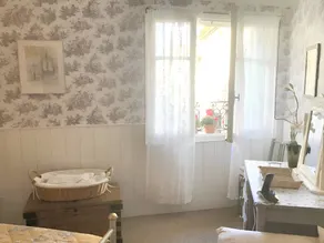 Holiday home with terrace & barbeque | Suitable for remote work - Image 5