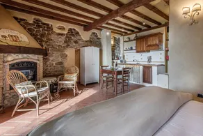 Apartment 'Il Nido' with Shared Pool, Wi-Fi and Air Conditioning - Image 3
