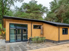 Family-friendly wonderful chalet with terrace & heated pool - Image 4