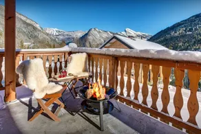 Enjoy the mountains from this superb chalet with hot-tub - OVO Network - Image 3
