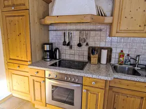 Flat with garden, barbecue & terrace - Image 3