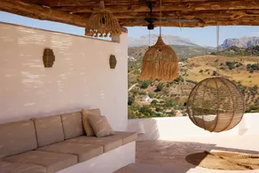 House with terrace, garden & private pool - Image 4