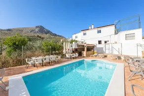 Wonderful cottage with garden, terrace & barbecue - Image 3
