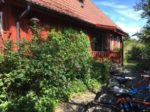 Holiday home with garden, terrace & BBQ - Image 4