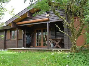 Casa con griglia, sauna e giardino - Image 2