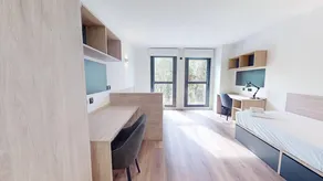 Espléndida habitación compartida con terraza - Image 2