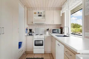 Nice holiday home with garden & terrace | Pets are welcome - Image 5