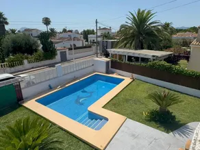 Villa with garden, private pool & BBQ - Image 5