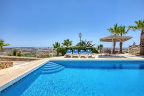 Big villa with BBQ, private pool & garden - Image 3