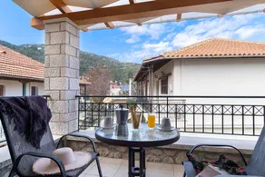 Apartment with BBQ, garden & terrace | Mountain view - Image 2