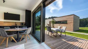 Child-friendly apartment with terrace & pool - Image 5