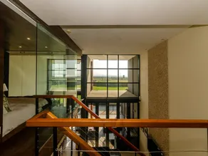 Luxurious Seaview Three Bedroom Apartment - Image 4