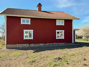 House with barbecue & terrace - Image 2